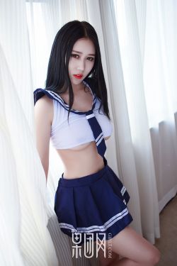 夏季短袖看见女同学乳突照片